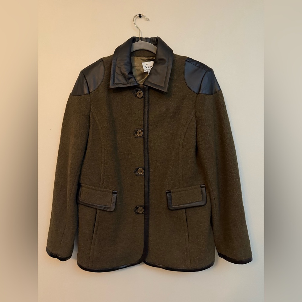 Olive Green Women's Vtg Barbour-Style Jacket with Black Leather Accents